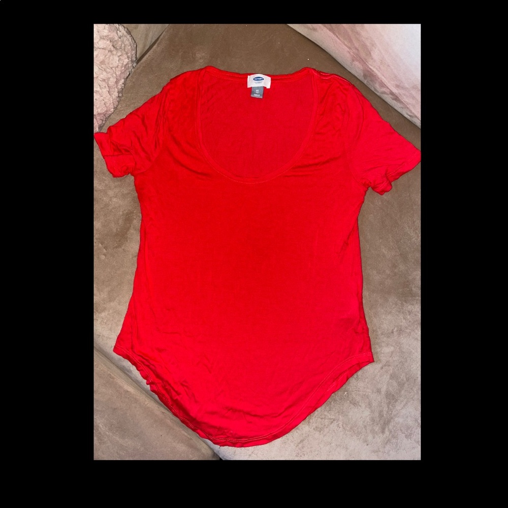 Circle hem top